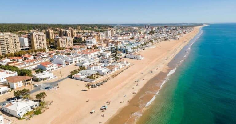 Hace 400 años era un conjunto de islas: el terremoto que cambió para siempre esta playa de España