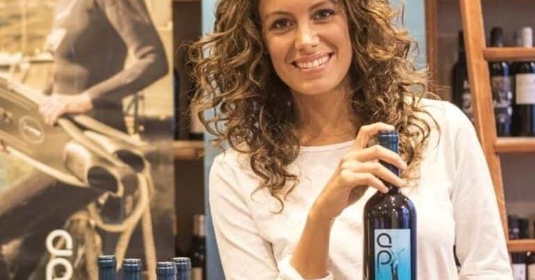 Laura Madrueño: «Tenemos la tienda de vinos más antigua de Madrid, que la abrió mi bisabuelo en 1895. Él, mi abuelo y mi padre se llaman Mariano Madrueño»