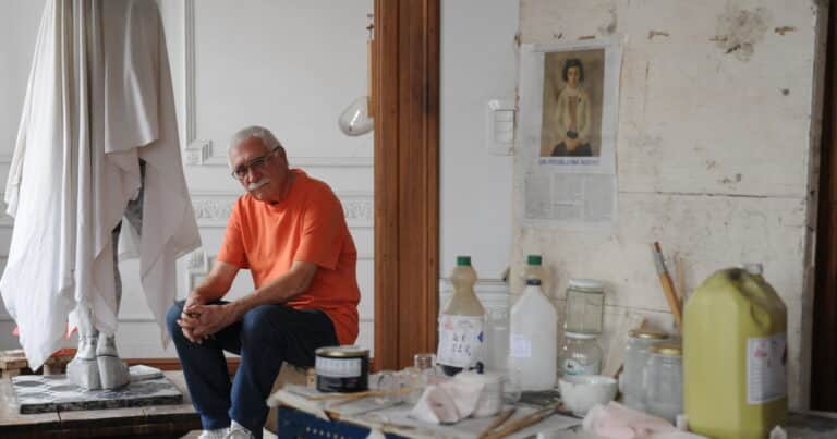 Murió Juan Carlos Distéfano, el escultor que convirtió el horror argentino en una obra inolvidable
