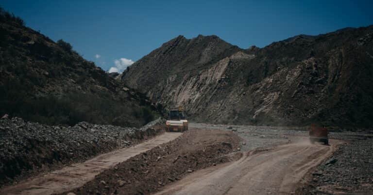 Vicuña consiguió aval del Gobierno para abastecer de energía a un proyecto minero de cobre por US$ 9.700 millones