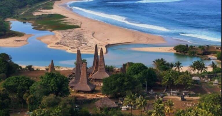 Sumba, la isla indonesia donde hombres y mujeres viven como esclavos