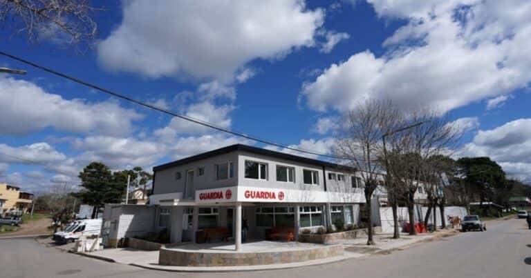 Cómo murió la nena de dos años de Villa Gesell y qué medidas toman para investigar a su madre
