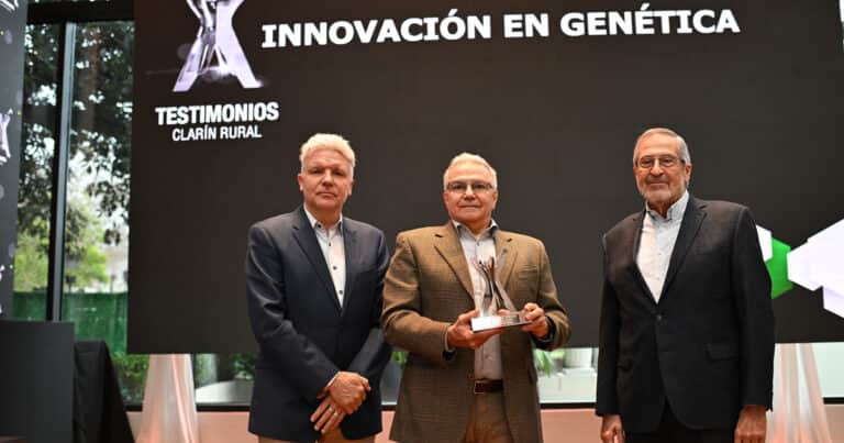 Daniel Novoa, una vida dedicada a la investigación y al mejoramiento genético del maíz