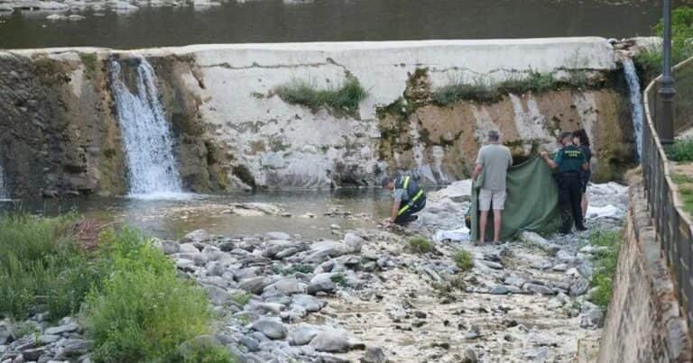 Una madre de 29 años y sus dos hijos pequeños se ahogaron en un río en España: declaran tres días de luto por la tragedia
