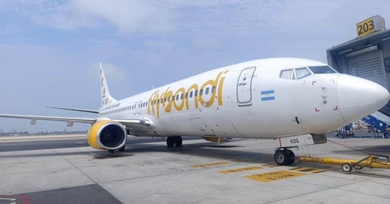 Brasil limita la venta de pasajes de Flybondi por las cancelaciones masivas de la aerolínea low cost