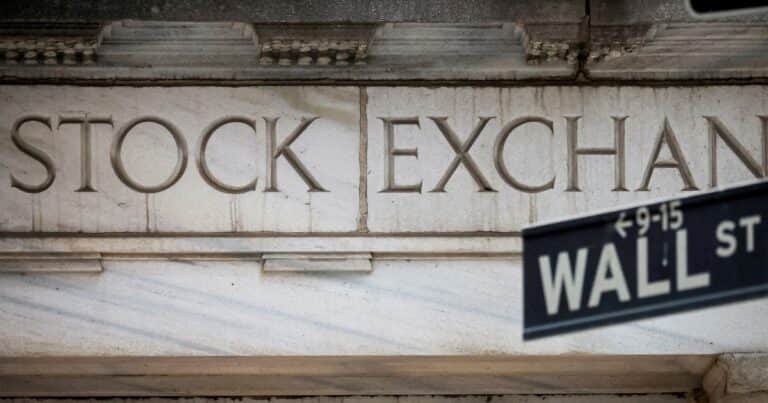 Las cinco acciones ganadoras en Wall Street: en lo que va de 2026 las ganancias llegan a casi 500%