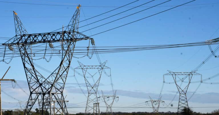 El Gobierno quiere destrabar una obra eléctrica clave de US$ 800 millones y apuesta al RIGI para atraer inversores