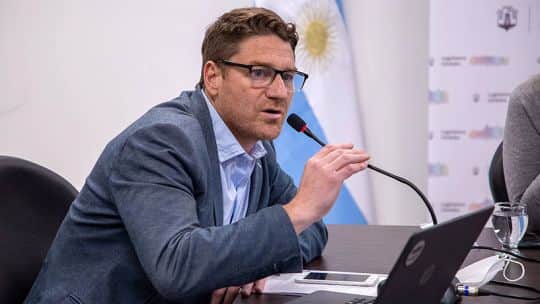 Limia tras la renuncia de "Cañito" Flores: "No se protege absolutamente a nadie"