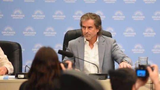 Benegas Lynch cruzó los pedidos de ayuda para deudores: “Compró la televisión para el Mundial y, como Argentina no ganó, no quiere pagar"