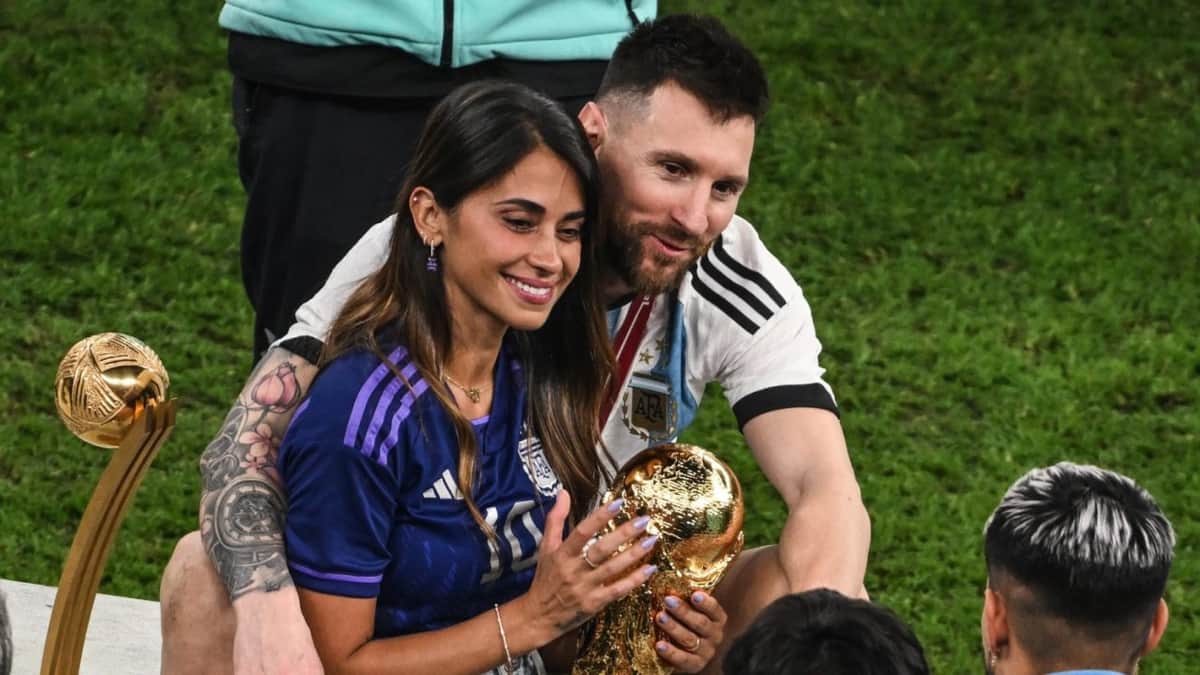 La emotiva carta de Antonela a Messi tras su despedida de la Selección
