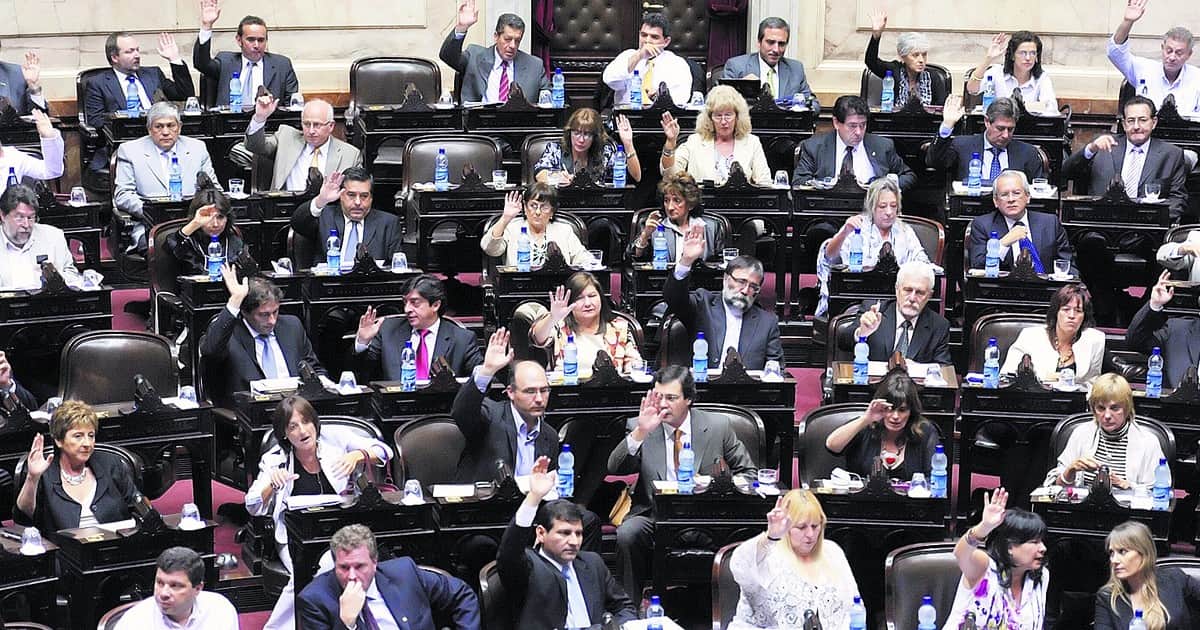 El gobierno logró aferrar a sus aliados pero el precio de esas adhesiones es cada vez más alto