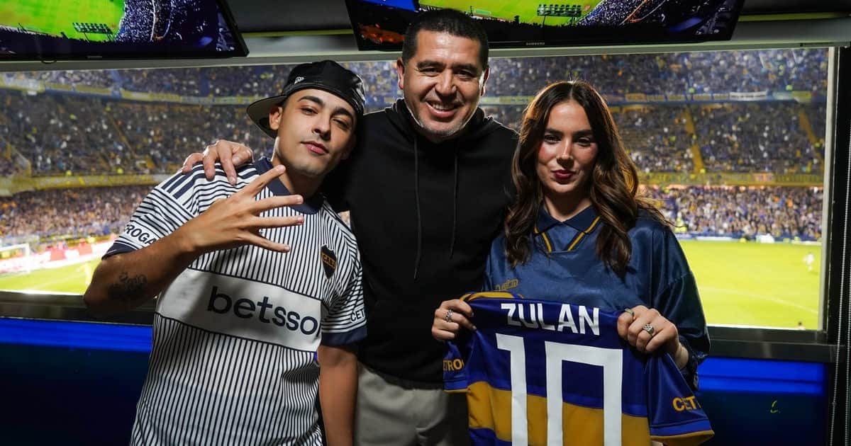 De Ibiza a la Bombonera: la DJ bostera que vio el partido con Trueno y conoció a Riquelme