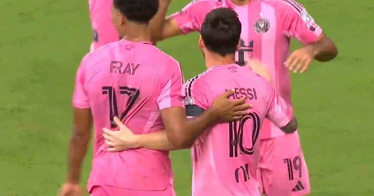 Video: el gol de tiro libre de Messi para poner en ventaja al Inter Miami