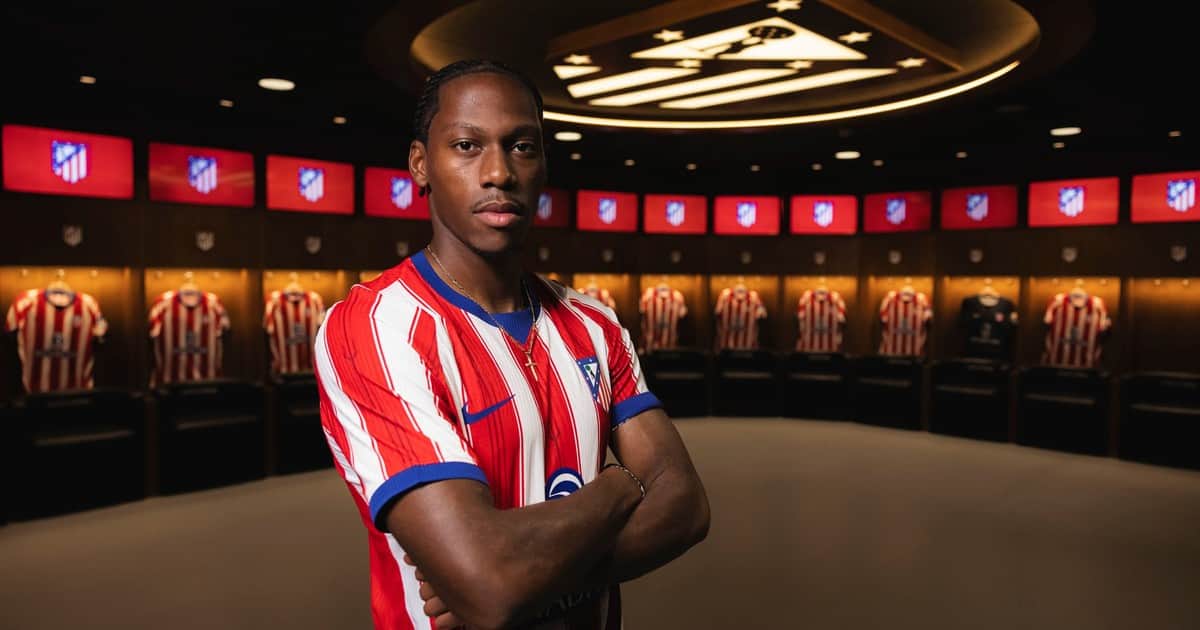 Quién es Jonathan David, el 9 que llegó al Atlético de Madrid y que competirá con Julián Álvarez