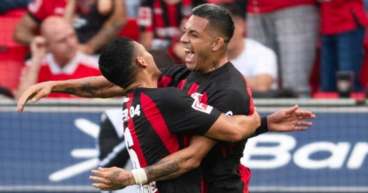 Con goles de Equi Fernández y Facundo Medina, el Bayer Leverkusen logró su primer triunfo en la Bundesliga
