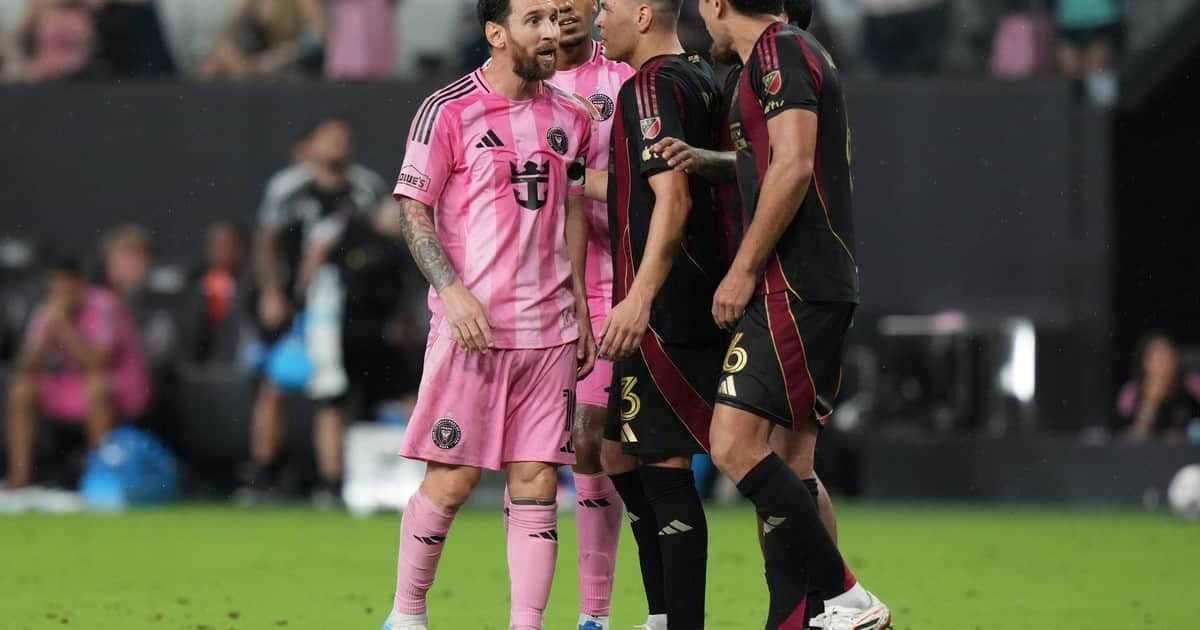 La versión más temperamental de Messi y su careo con un viejo conocido del fútbol argentino