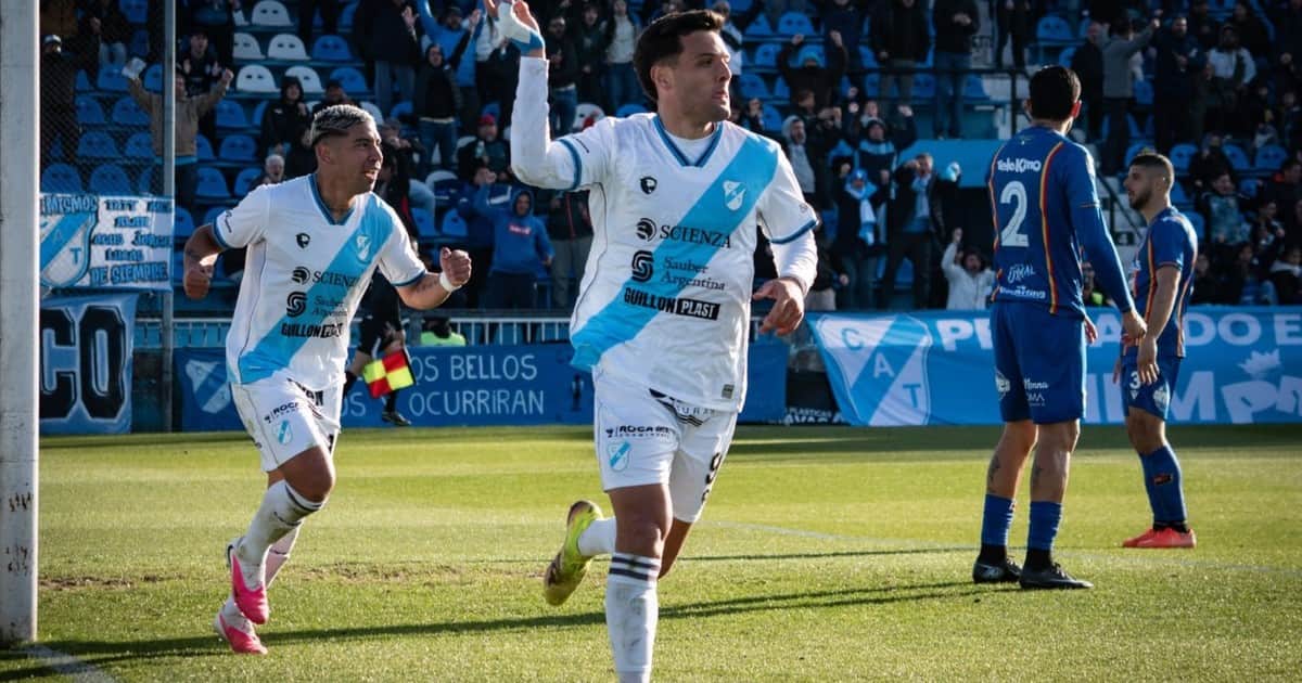 Temperley sigue soñando: remontada, triunfo y a dos de la punta