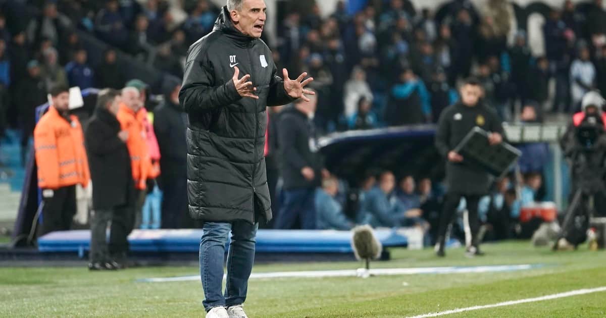 Vojvoda tras una nueva derrota de Racing: del "soy el mayor responsable" al "lo estoy sufriendo"