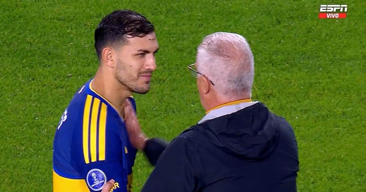 Video: el respetuoso saludo del entrenador de San Pablo con Leandro Paredes