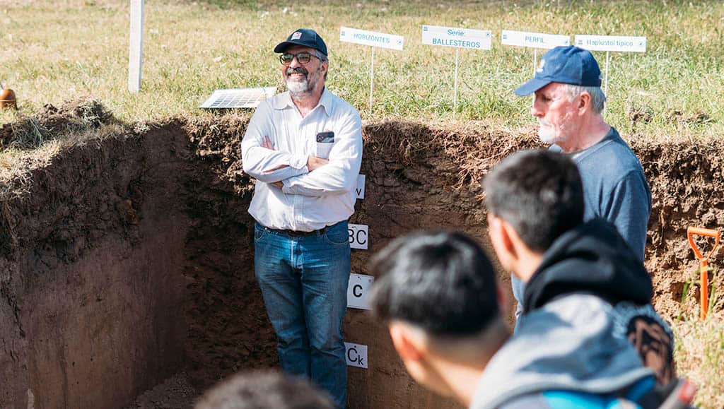 Un campo de 100 hectáreas y una lluvia que equivale a 2.000 camiones: Cuando el agua sobra, el campo también necesita estrategia