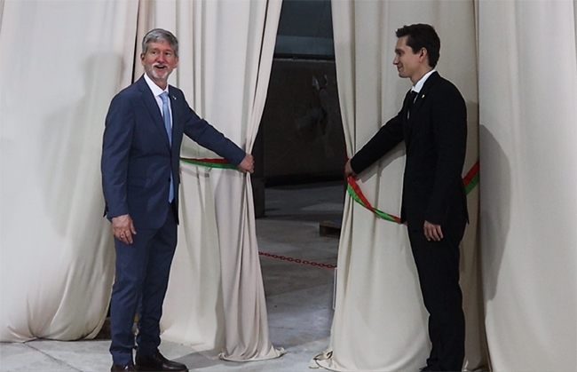 Fábrica de fertilizantes microgranulados: fue inaugurada por FACYT en Laguna Larga, Córdoba