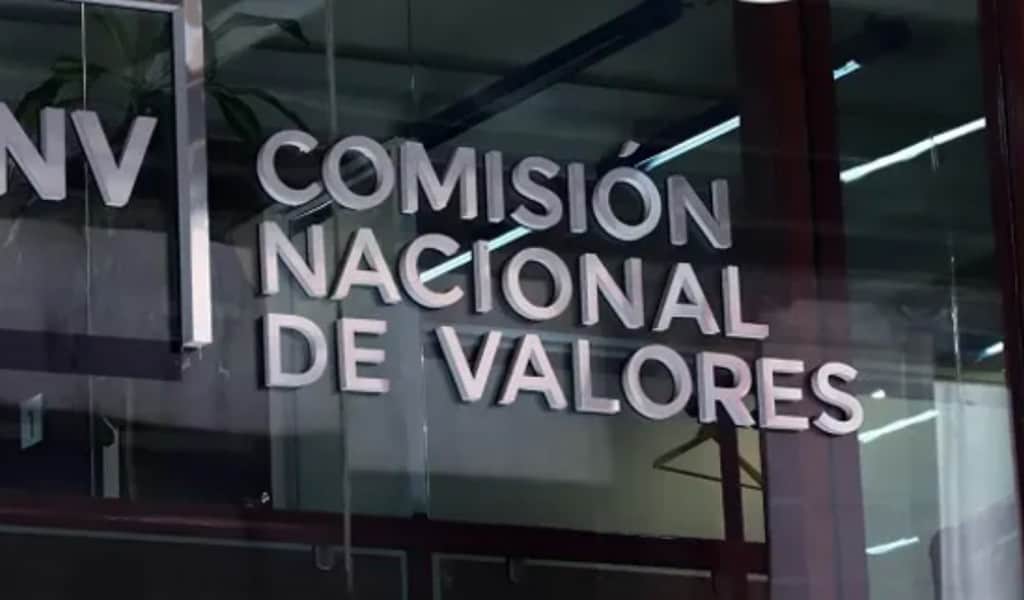 La CNV simplificó las reglas para las agencias de calificación de riesgo
