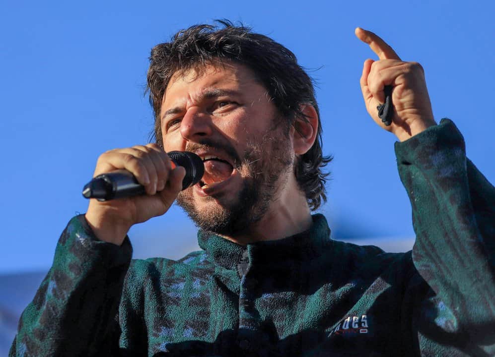 “Todo lo que se haga contra el inglés invasor está bien”: Grabois apoyó la medida de Milei