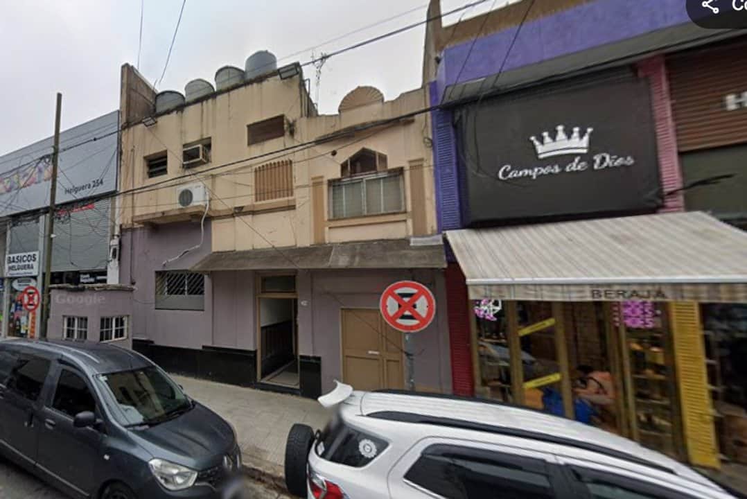Operativo de desalojo en una sinagoga de Flores por un conflicto entre fieles