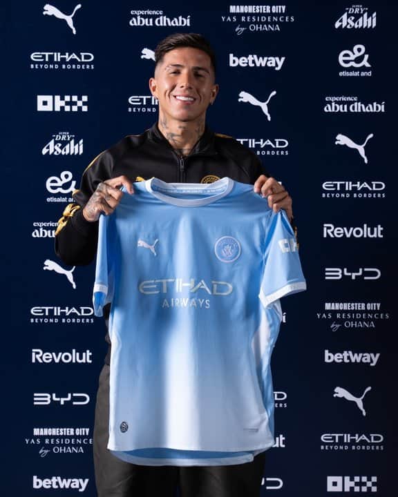 Enzo Fernández fue presentado en el Manchester City como nuevo refuerzo