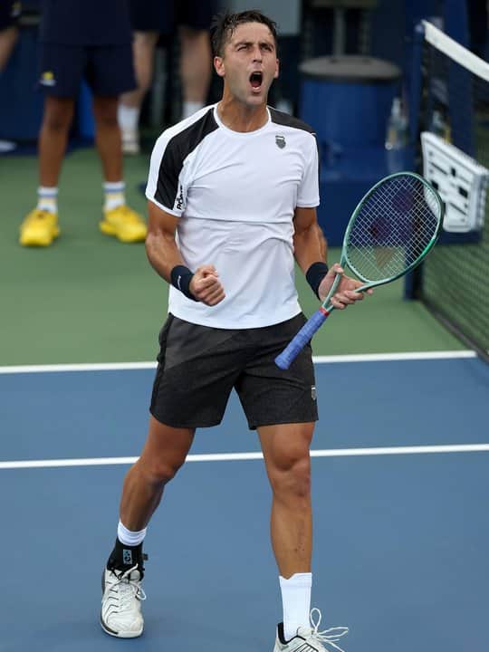 Duelo de argentinos en el US Open: Tomás Etcheverry y Mariano Navone serán rivales en la tercera ronda