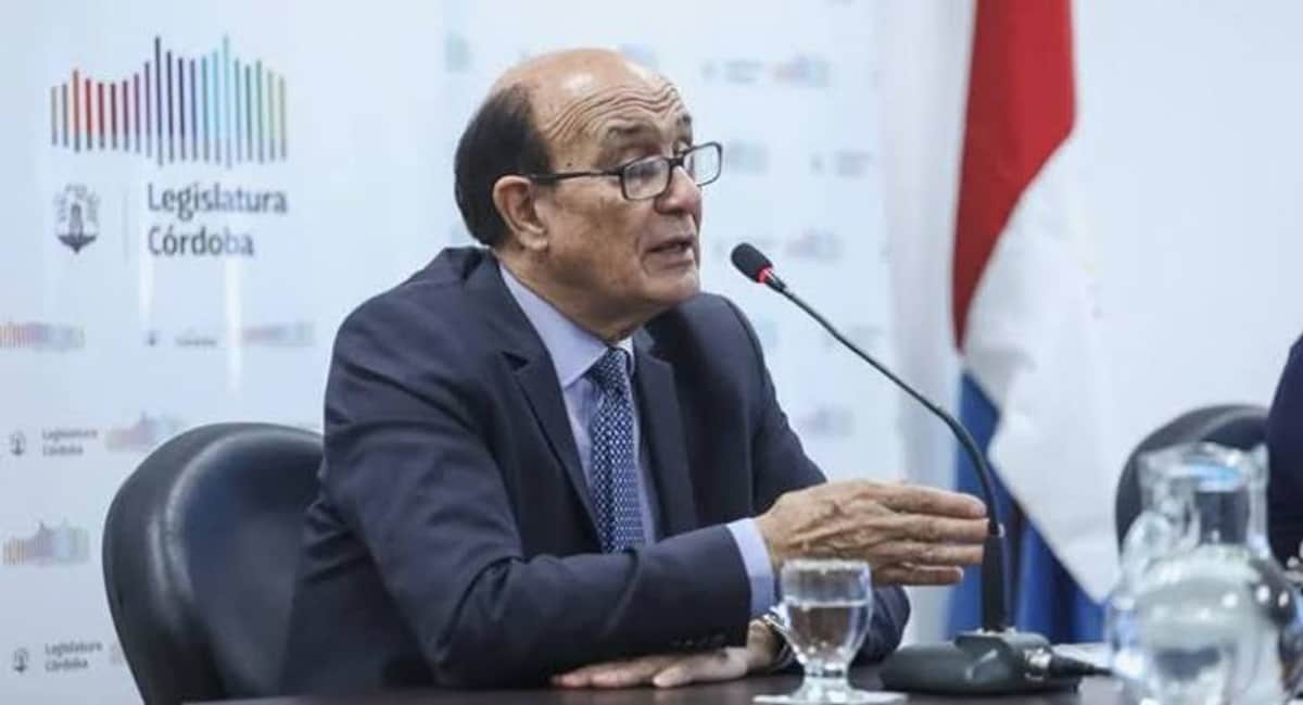 Córdoba: la fiscalía pidió tres años y diez meses de prisión para Oscar González