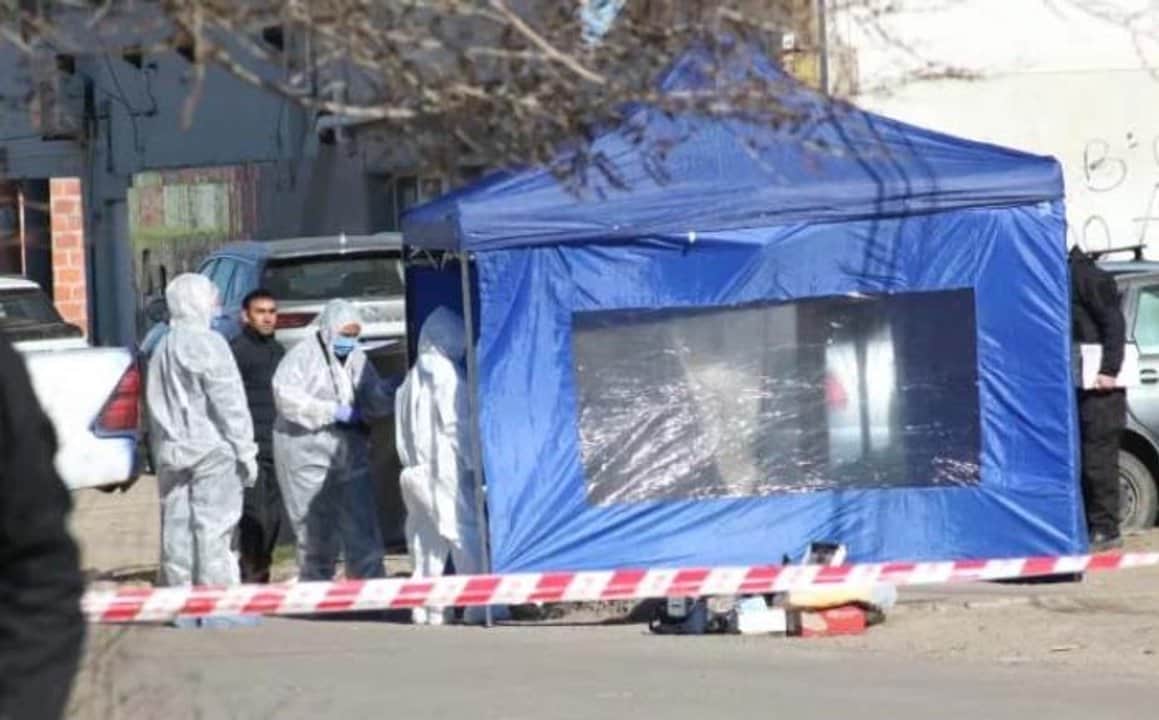 Investigan los restos hallados en un basural de una recién nacida en Caleta Olivia