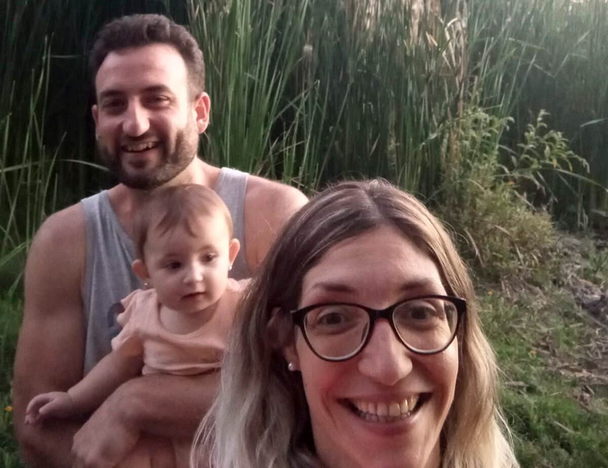 Tercera generación de productores de totora en Mendoza, Juan José Sancho vendió el departamento y el auto para invertir en un proyecto que usa el junco como base para cultivar hongos