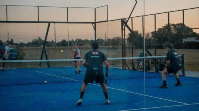 198 parejas jugarán 300 partidos en el Open Padel de Río Tercero que repartirá $9.000.000 en premios