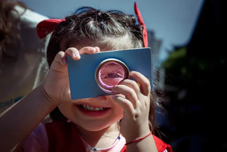 Menos nacimientos, más desigualdad: UNICEF advierte que Argentina tendrá casi un millón menos de infancias en 2036