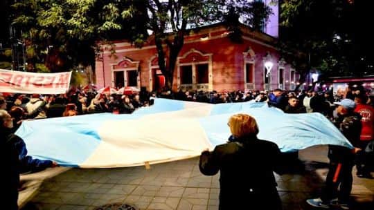 Un armisticio o la guerra judicial: la interna UCR entra en su fase decisiva por las impugnaciones