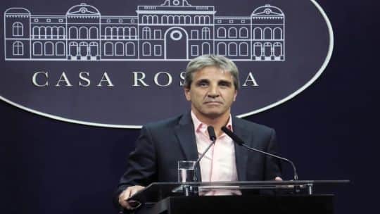 “El mercado conoce la dirección del programa de Caputo, pero le exigen cambios y certezas”, indicó un economista