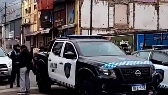 Desalojan una sinagoga en Flores por una disputa entre dos grupos de fieles por el lugar
