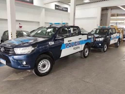 Dos policías federales fueron detenidos por simular un allanamiento y robar