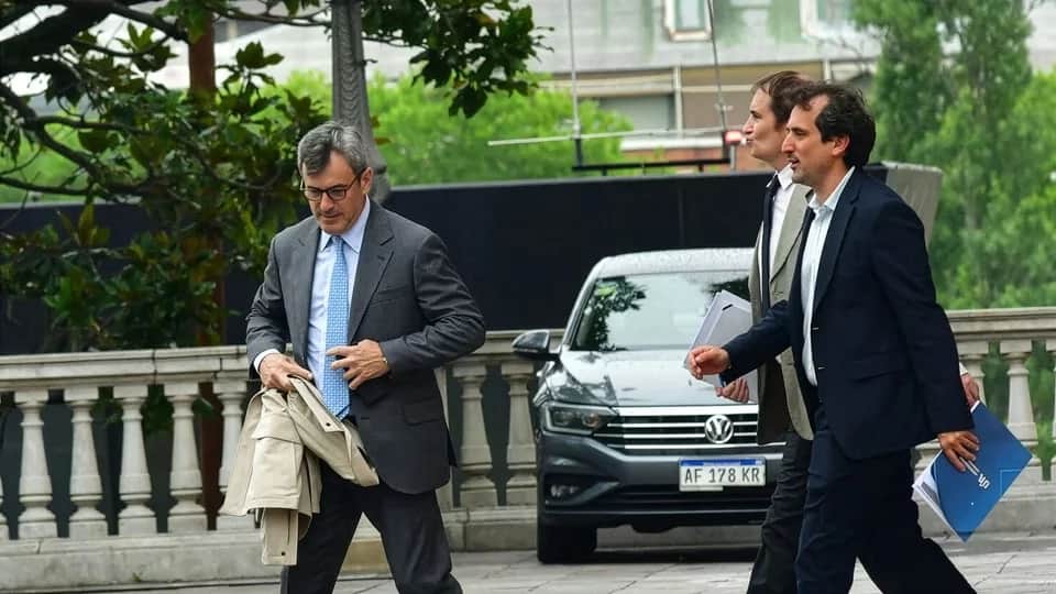 La UIA pidió suspender por 180 días los embargos a las pymes