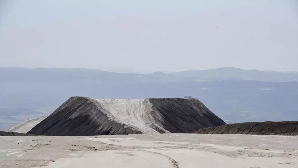 Tras 20 años de litigio, la Justicia obliga a la química israelí Iberpotash a retirar 45 millones de toneladas de residuos contaminantes