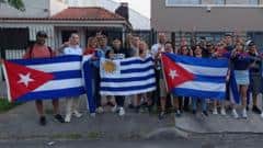 "Es un oasis en medio del desierto": cómo Uruguay se volvió el destino favorito de miles de migrantes cubanos