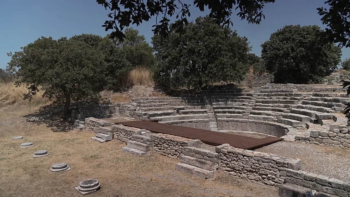 En Çanakkale, las ruinas de Troya y los viñedos de Ténedos cuentan una larga historia