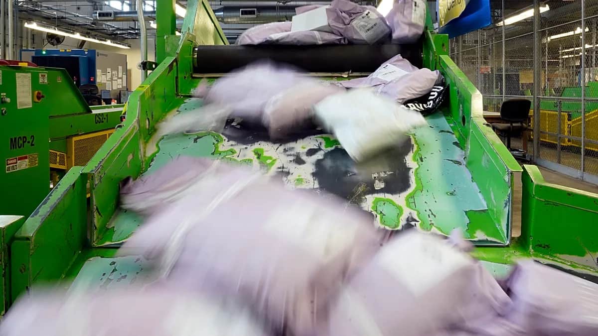 Tasa europea, los pequeños paquetes chinos se desploman entre un 30 y un 40 %