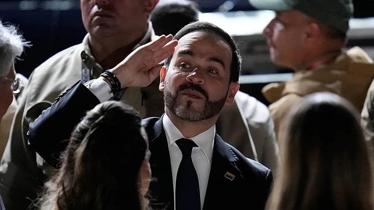Colombia: De la Espriella pone fin a 3 procesos de negociación con grupos armados