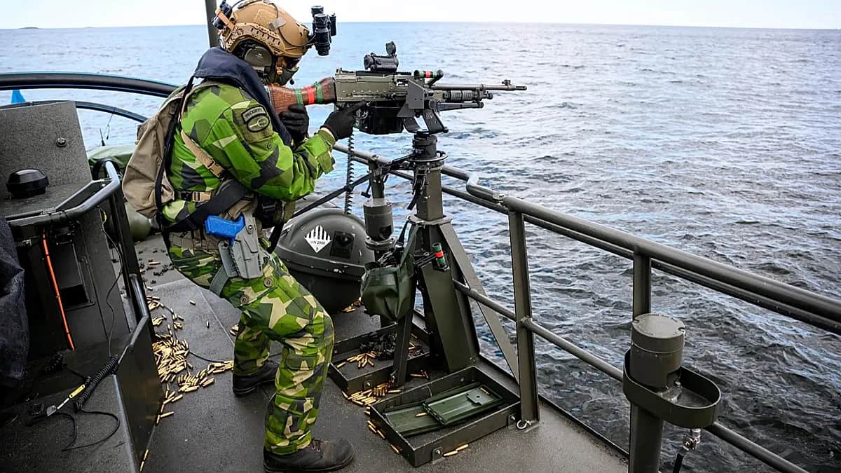 Suecia ensaya entierros masivos para su población ante el riesgo de guerra