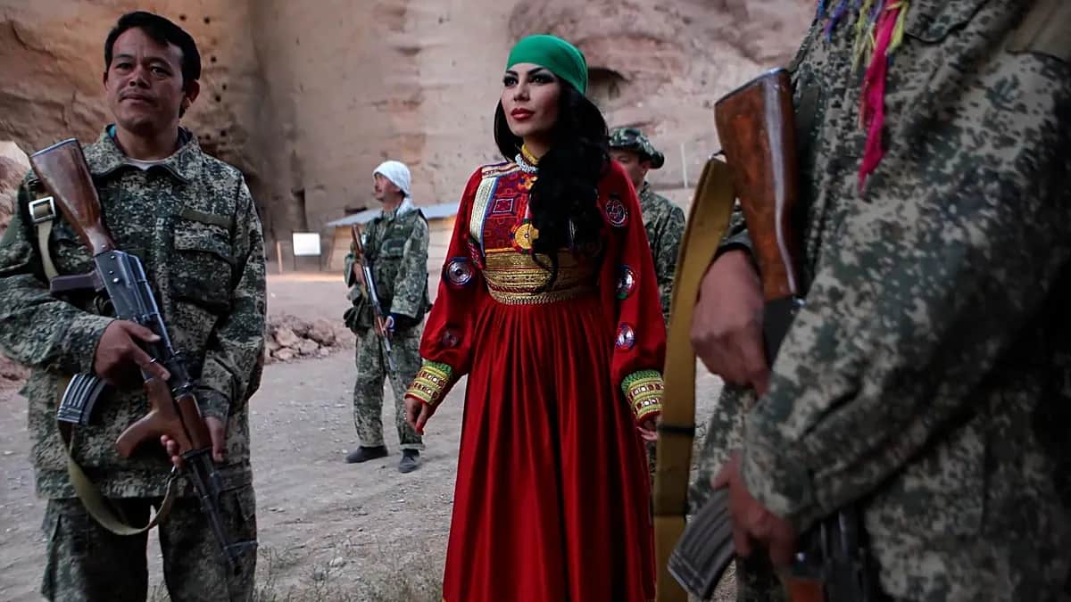 Gira europea solo para mujeres, la estrella afgana Aryana Sayeed desafía a los talibanes