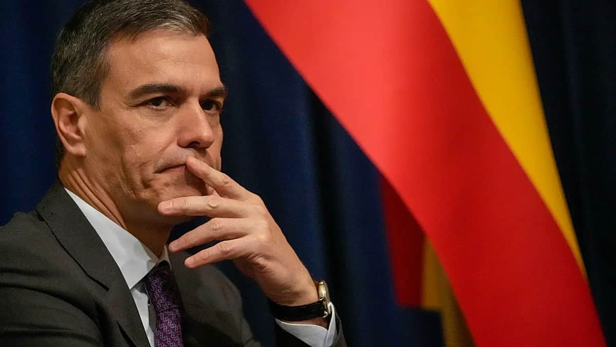 La gerente del PSOE apunta a la cúpula por orquestar una campaña de desprestigio para blindar a Sánchez