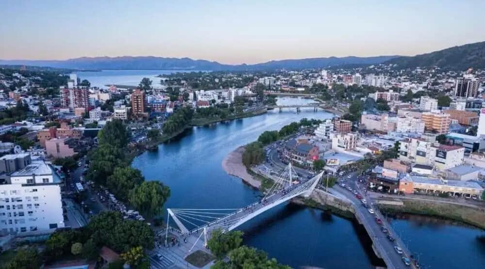 Villa Carlos Paz cerró tres años de restricciones con un Código de Edificación menos restrictivo que el proyecto original y una fuerte pelea por el modelo de ciudad