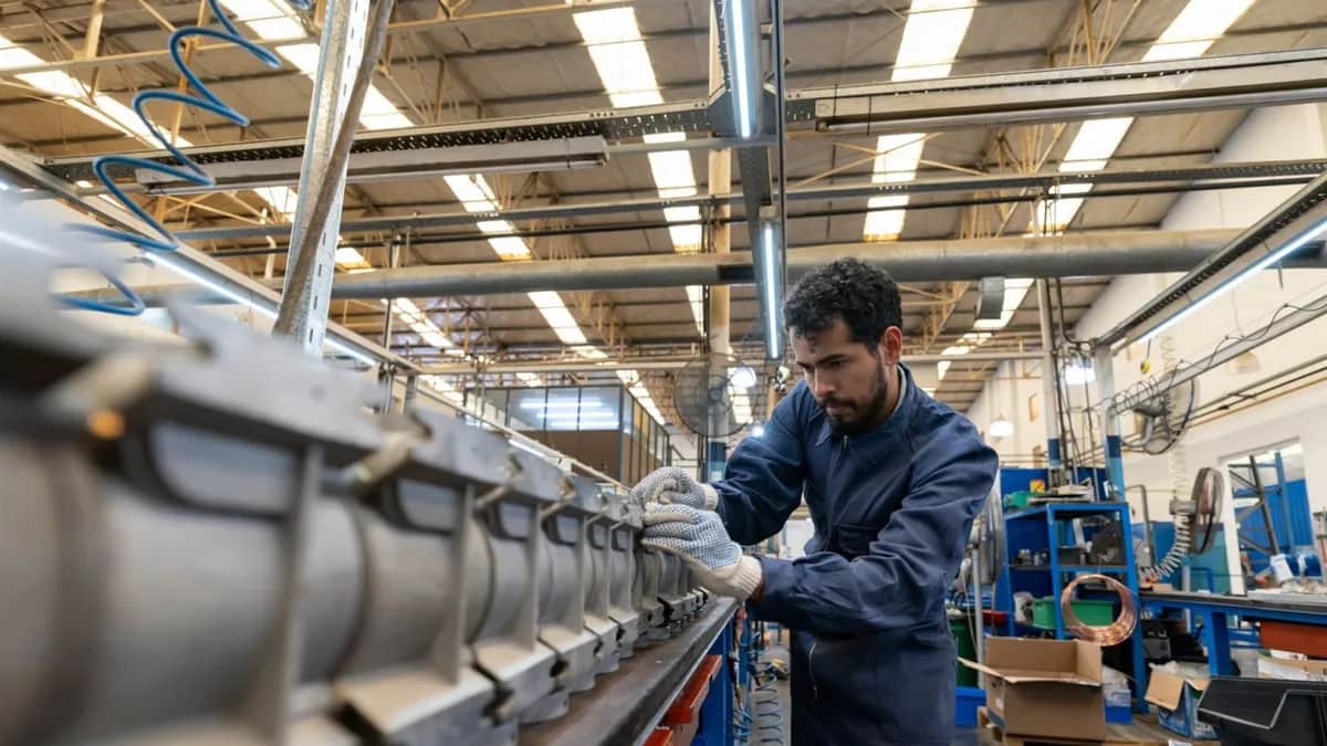 Día de la Industria: CABA perdió 17 mil empleos en el sector en 2 años y advierten que la caída continúa